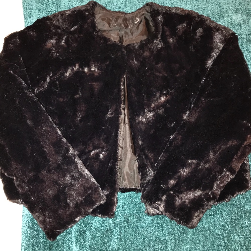 H&M Black faux fur jacket